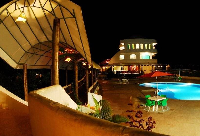 בית מלון כפרי Hacienda Rio Blanco