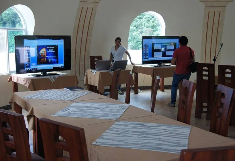 בית מלון כפרי Hacienda Rio Blanco