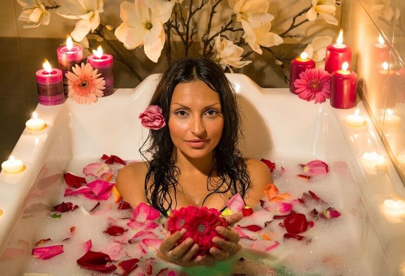 هتل Health & Spa Starinnaya Anapa