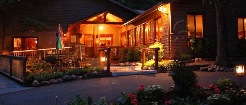 فندق Lost Lake Lodge