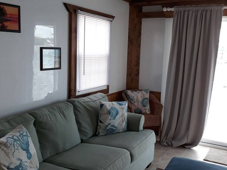 فندق Mangrove Marina And Resort Aqualodge Houseboats