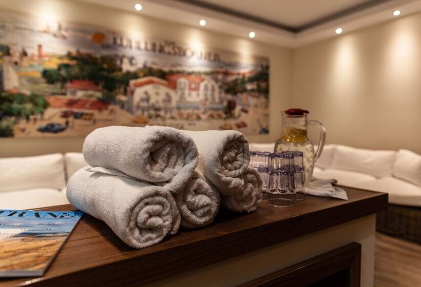 호텔 Max Am Meer Kühlungsborn