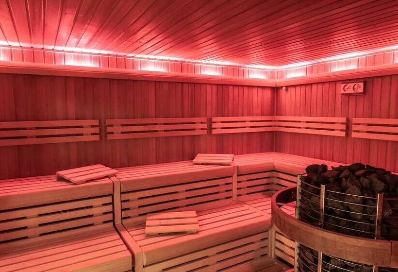 호텔 Max Am Meer Kühlungsborn