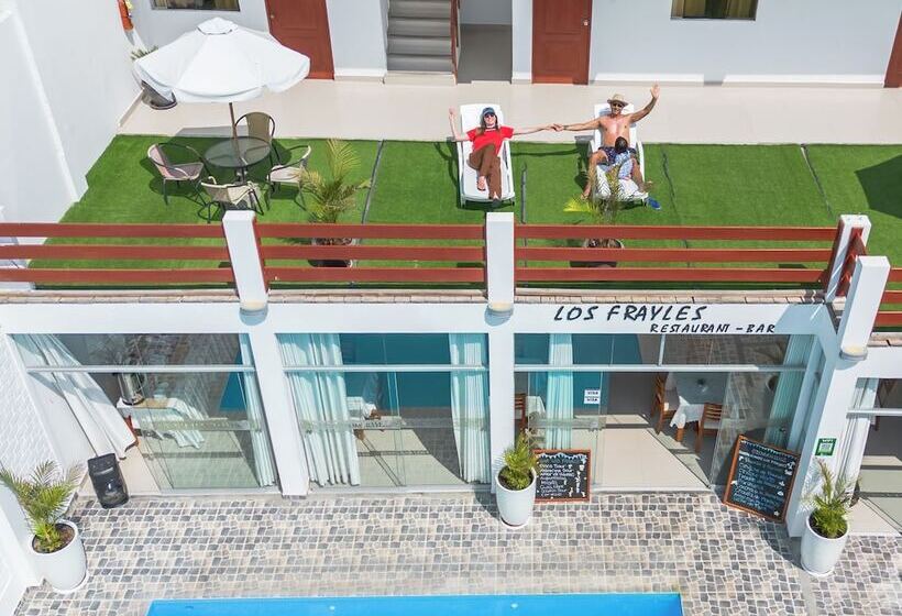فندق Residencial Los Frayles