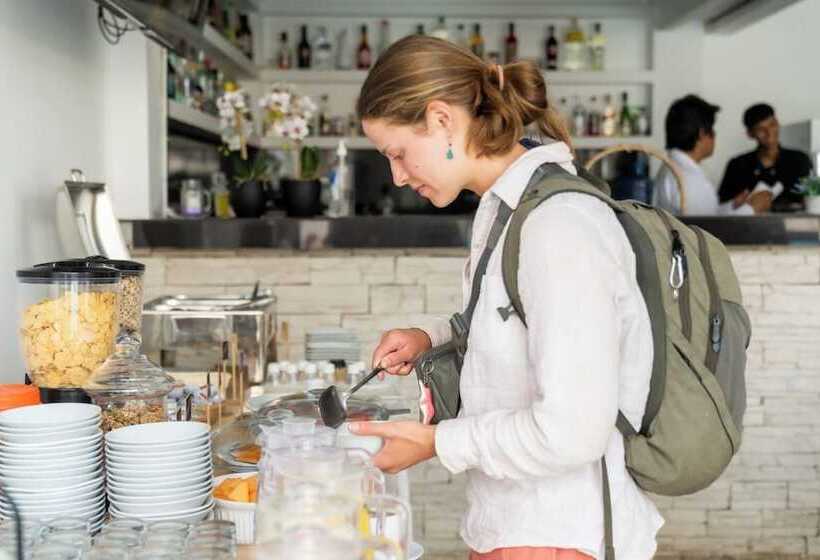 فندق Residencial Los Frayles