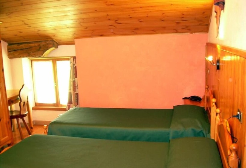 בית מלון כפרי Ristorante Paramont