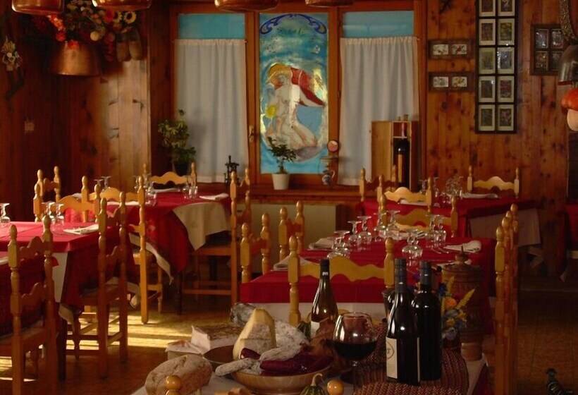 בית מלון כפרי Ristorante Paramont