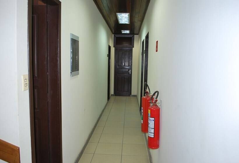 فندق ريفى Da Reserva Natural Vale