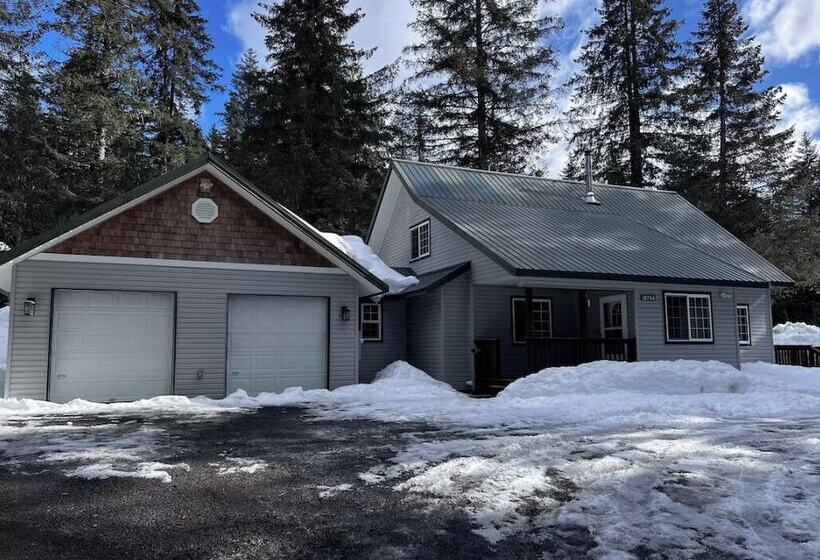 فندق Safari Lodge