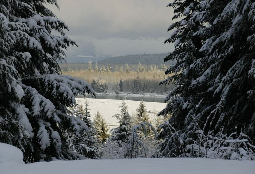 هتل Shames Country Lodge