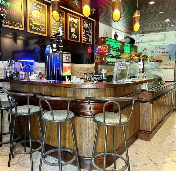 בית מלון כפרי Sun Island