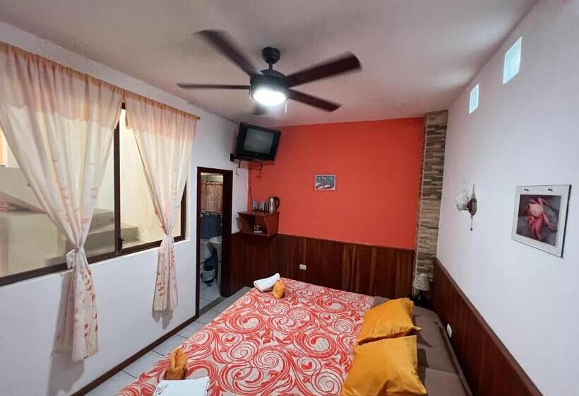 בית מלון כפרי Sun Island