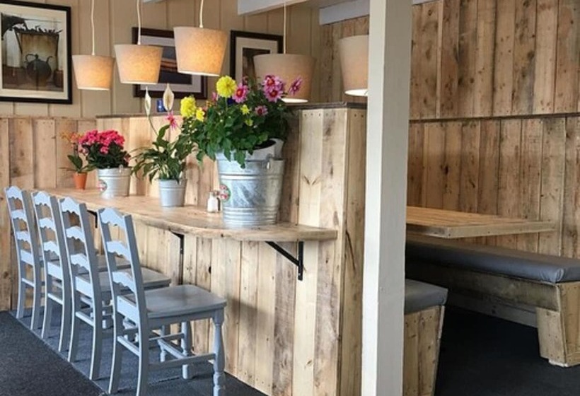 فندق Top Mast Resort