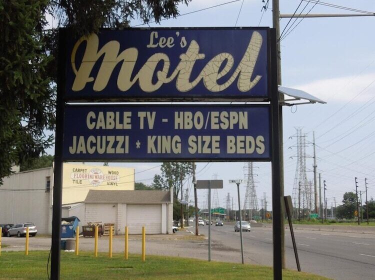 Lee's Motel