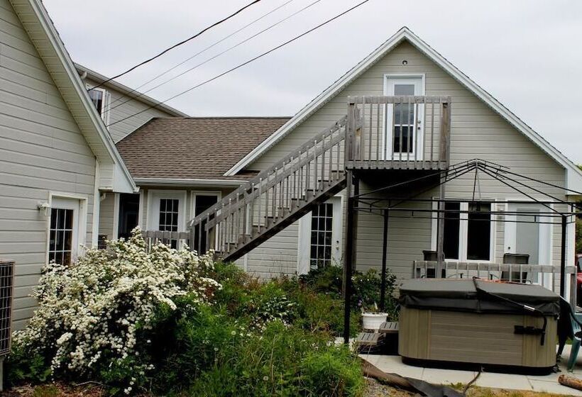 Mackenzie House B&b By Elevate Rooms