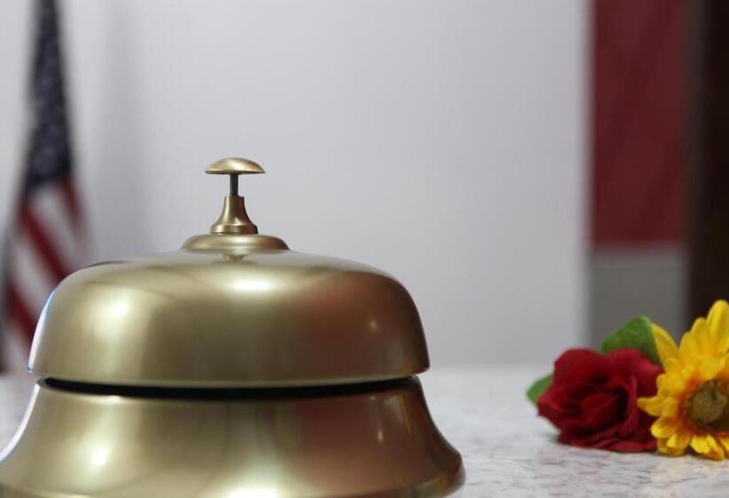 فندق على الطريق Arcadia