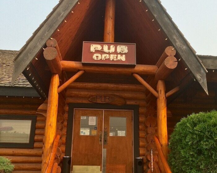 Мотель Cariboo Lodge