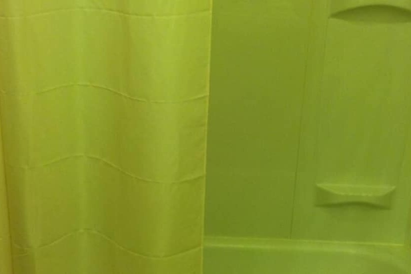 فندق على الطريق College Inn