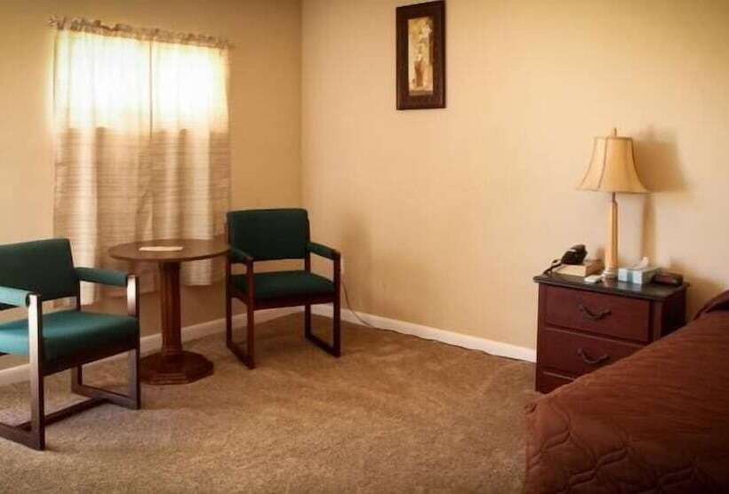 فندق على الطريق Cowboy Inn