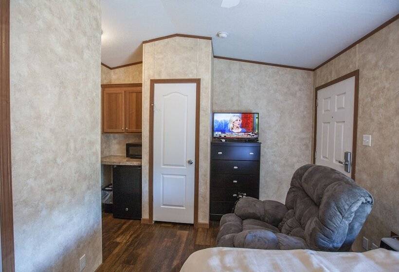 מוטל Cuero Oilfield Housing