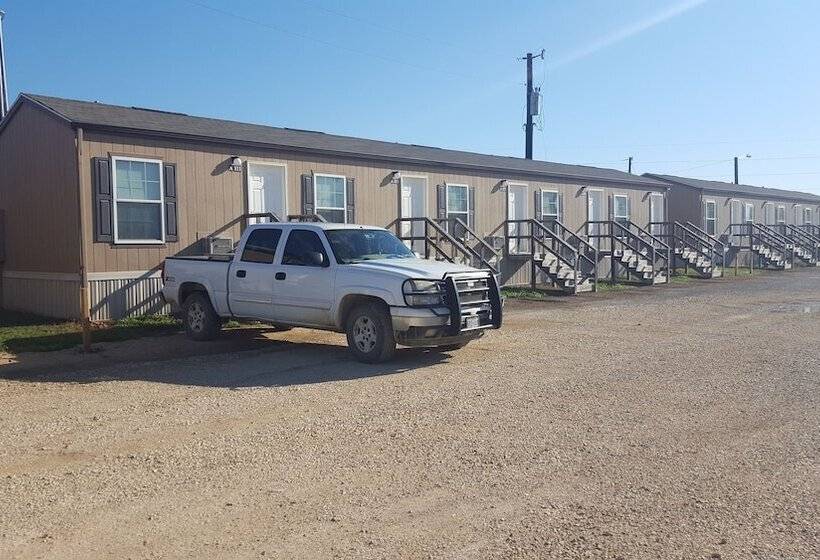 מוטל Cuero Oilfield Housing