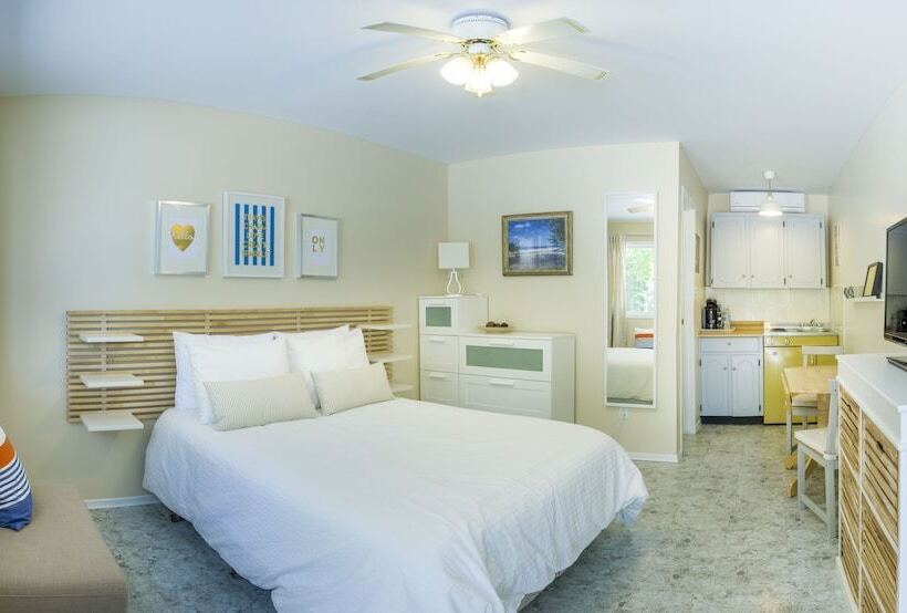 فندق على الطريق Hollywood Cottages