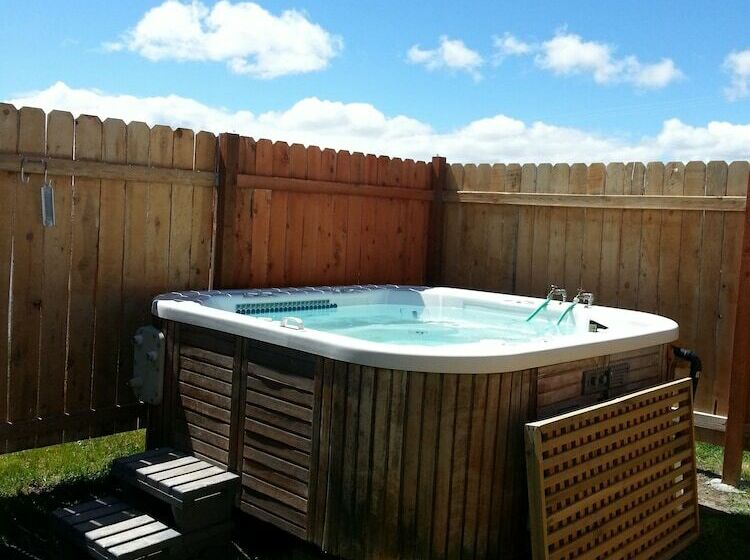 모텔 Hunters Hot Springs Resort