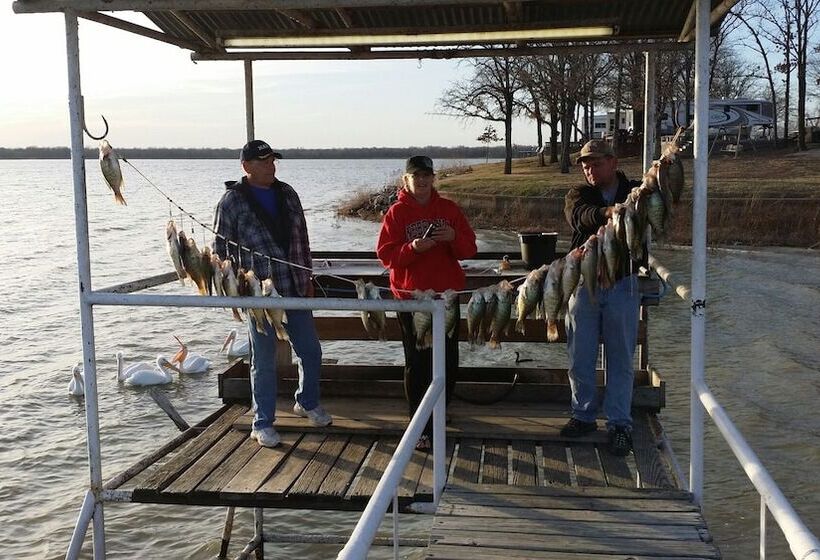 모텔 Minnow Bucket Resort