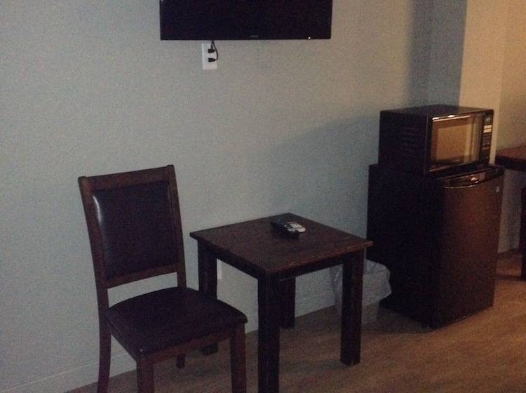 فندق على الطريق Perth Andover Motor Inn