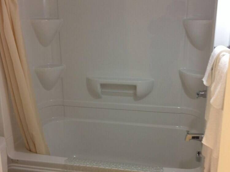 فندق على الطريق Perth Andover Motor Inn