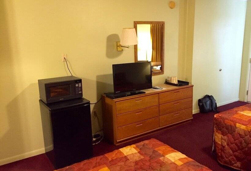 فندق على الطريق Sebring Inn