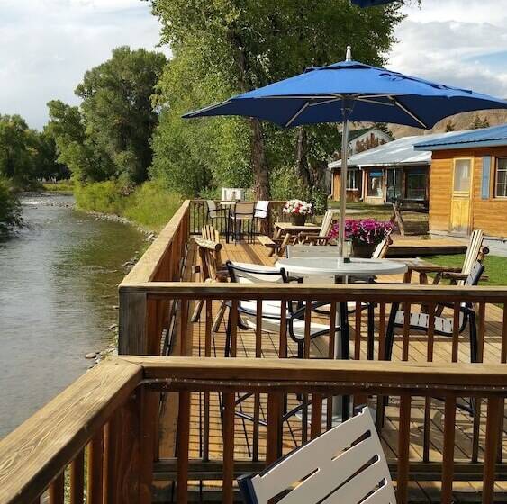 Мотель The Trail S End