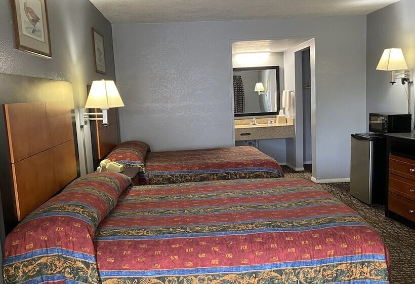 فندق على الطريق Wilshire Inn