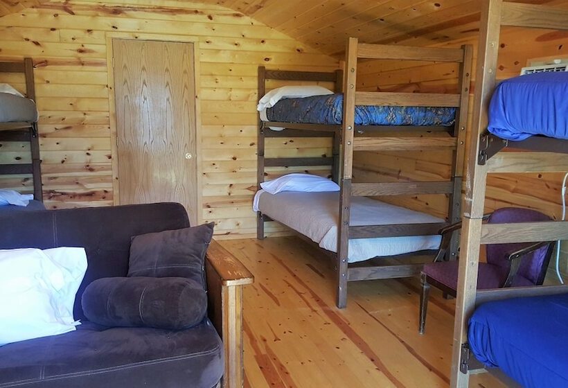 No Name City Luxury Cabins & Rv