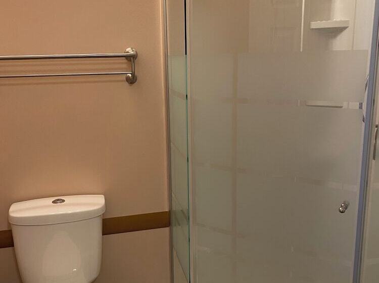 Parkside Cottages And Suites