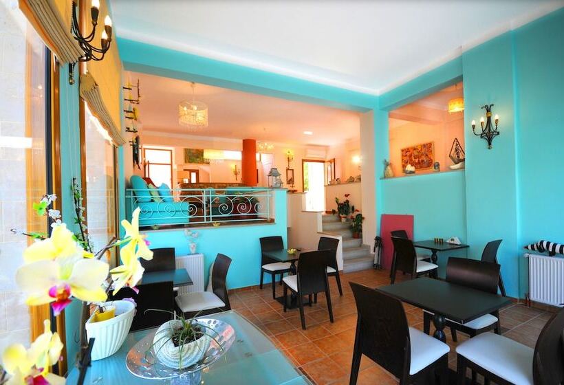 פנסיון Aethrio Studios