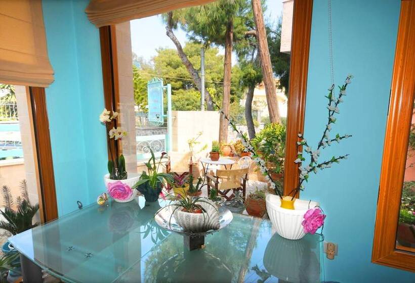 פנסיון Aethrio Studios