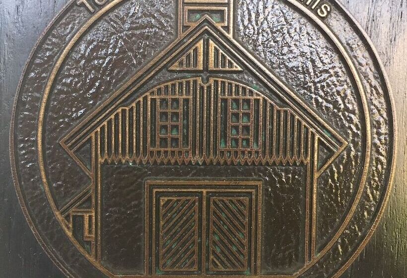 بنسيون Cypress House Inn