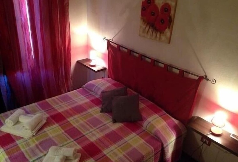 پانسیون Girasole