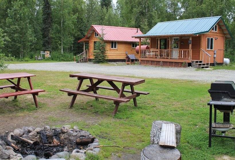 بنسيون Meandering Moose Lodging