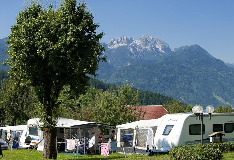 פנסיון Schluga Spa Apartments & Mobile Homes