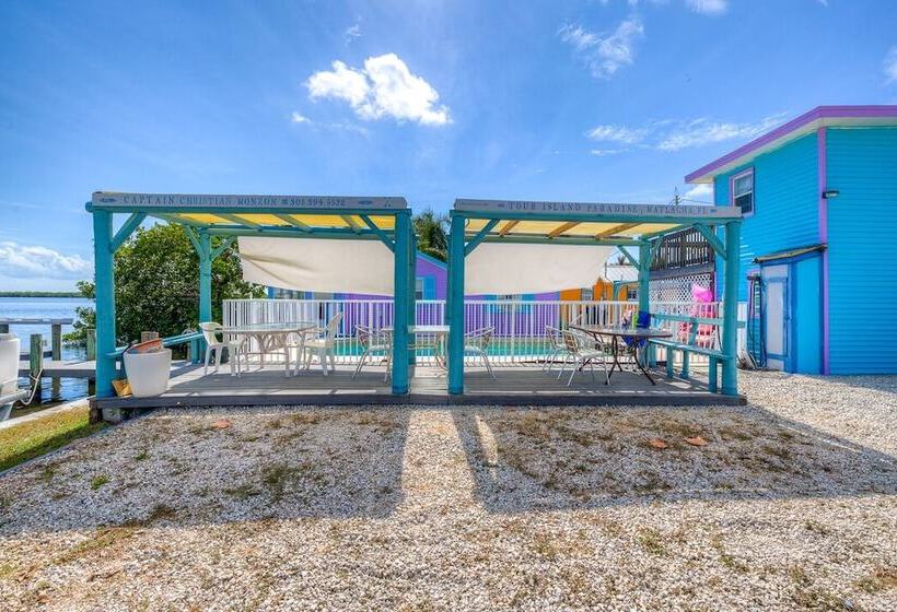 Pine Island Paradise Resort