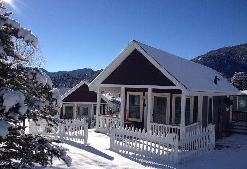 אתר נופש River Rock Cottages