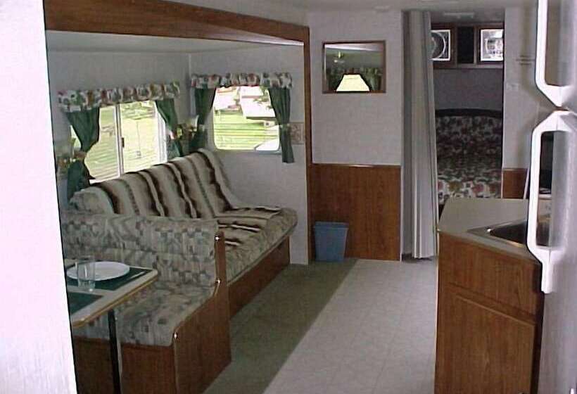 Sandbanks Beach Resort