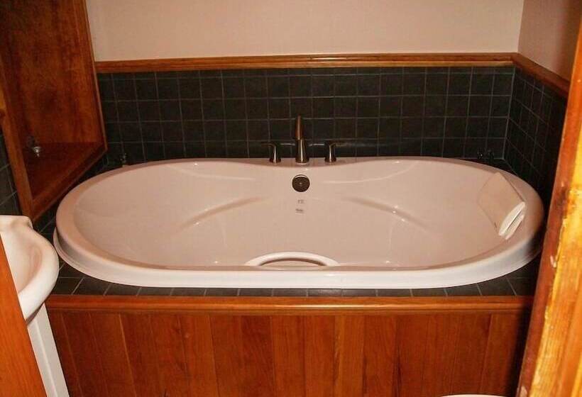 Sandbanks Beach Resort