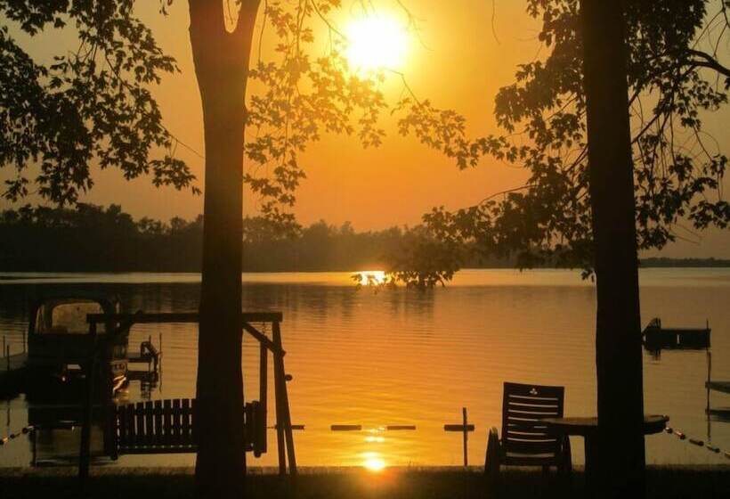 Sandbanks Beach Resort