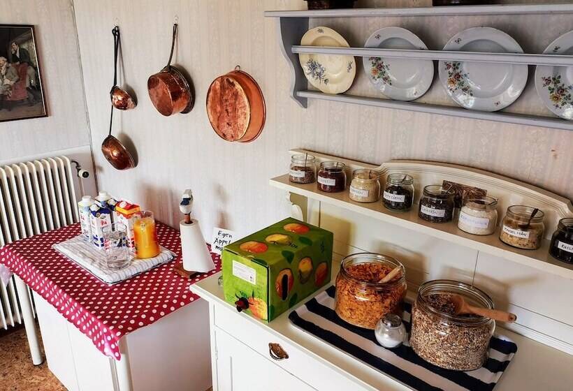 Stf Hagaby/lantgården Hostel