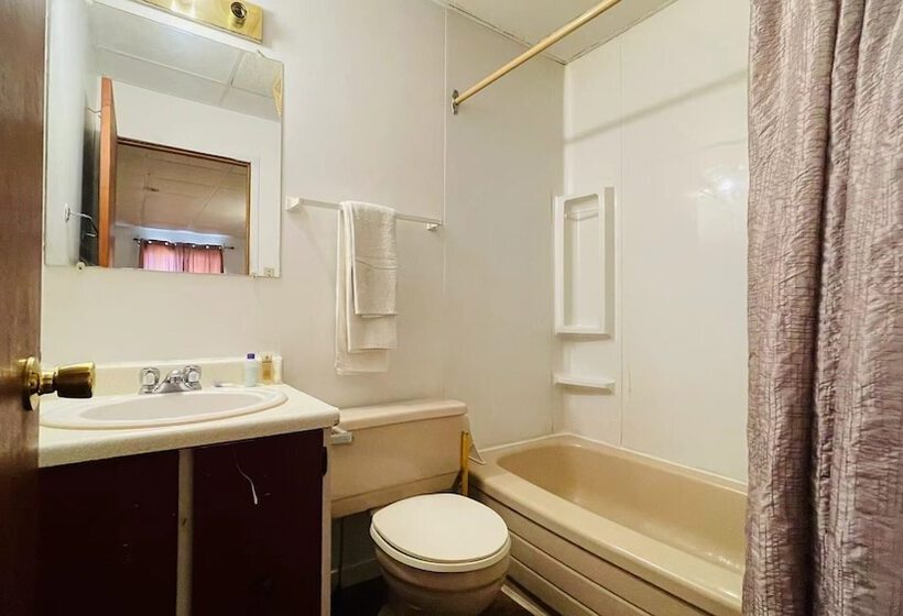 Summerside Motel &cottages