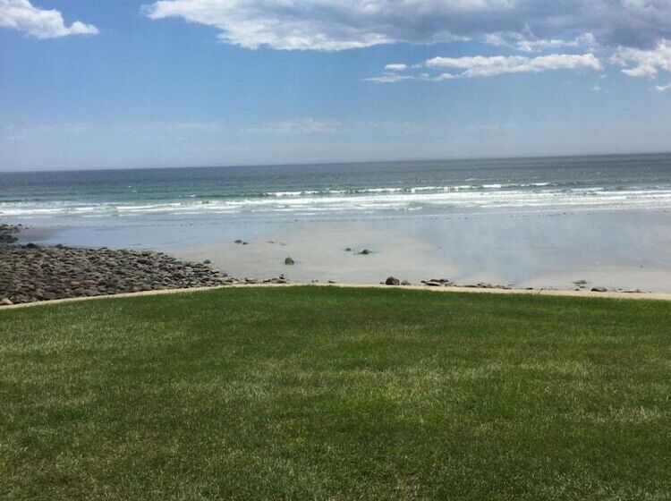 The Cutty Sark Motel