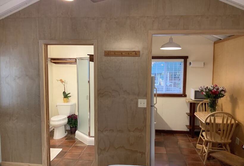 The Woods Hotel   Gay Lgbtq Cabins